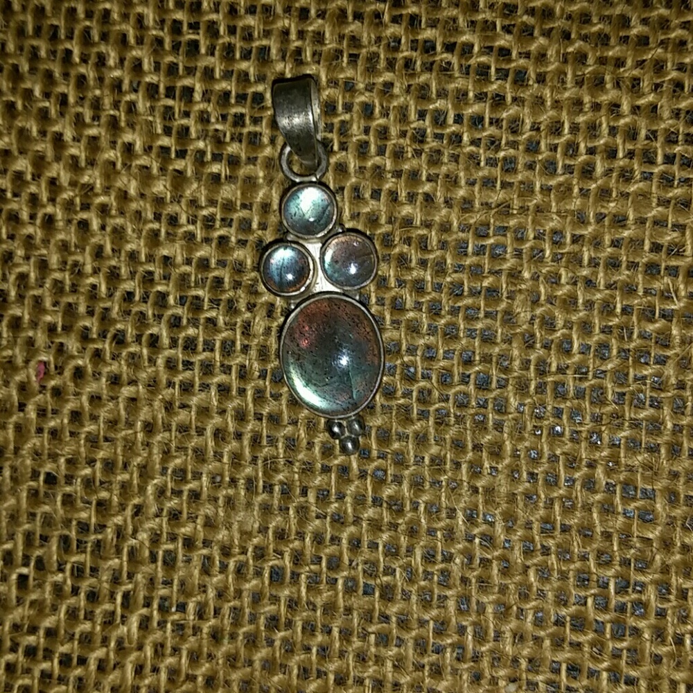 Sterling silver labodorite pendant vintage 925 EUC